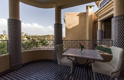 Talaa Bed & Breakfast | Gorgeous Luxurious Twin Room at Palais Houyam Pool