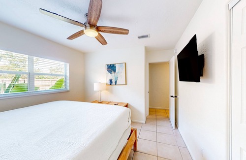 Cocoa Beach House | Gorgeous & modern dog-friendly getaway w/patio, AC, & W/D - steps to the beach