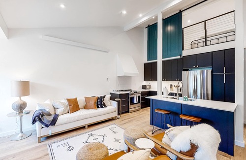 Moose Wilson Road Condo | Gorgeous, modern mountain view condo with deck & great kitchen