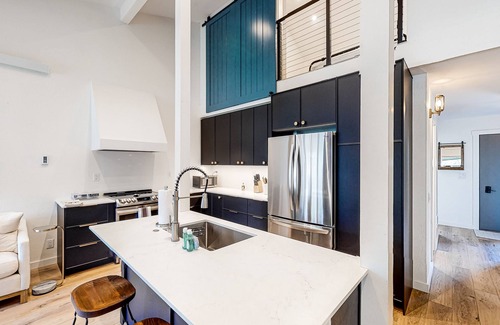 Moose Wilson Road Condo | Gorgeous, modern mountain view condo with deck & great kitchen
