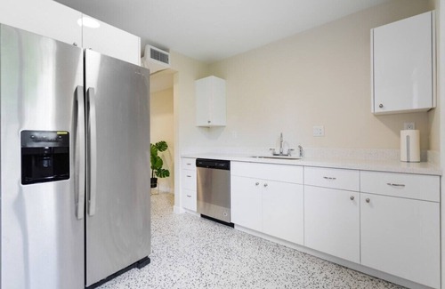 Northeast Miami House | Gorgeous Monthly Stay Close to Miami Beach