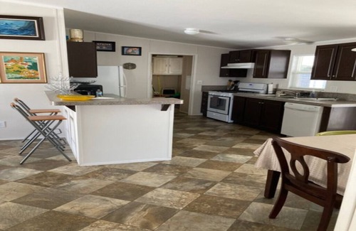 Palm Springs House | GORGEOUS MOUNTAIN SCENERYn30 night stays only! Coachella 2026 discounts!