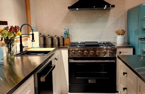 El Prado House | Gorgeous mountain views, a relaxing hot tub, and close proximity to all