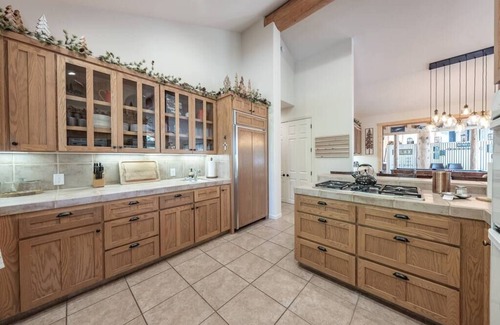 Granite Ridge Cabin | Gorgeous, Multi-property with SPA & outdoor kitchen