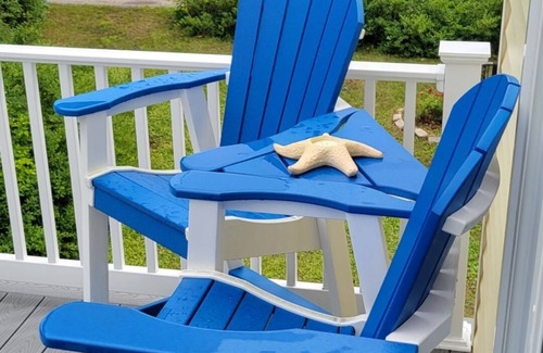 York Beach House | Gorgeous New Construction Beach House, 2 Minute Walk from Long Sands Beach