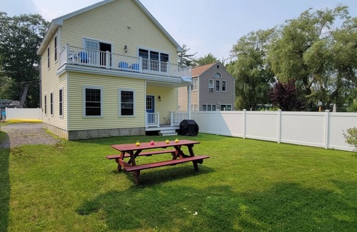 York Beach House | Gorgeous New Construction Beach House, 2 Minute Walk from Long Sands Beach