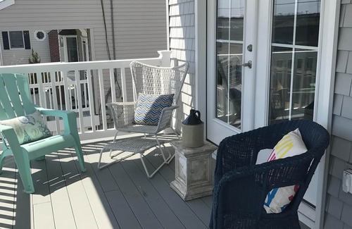 Monmouth Beach House | Gorgeous Newly Renovated in Monmouth Beach! 🌊
