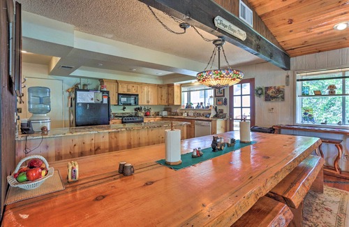 Oakhurst House | Gorgeous Oakhurst Retreat w/Swimming Hole!