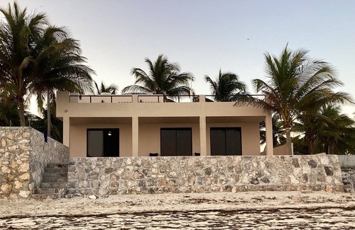 Telchac Puerto House | Gorgeous oceanfront home with private pool and views for miles