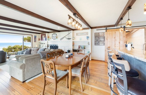Seal Rock House | Gorgeous oceanfront retreat w/ marvelous ocean views & beach access