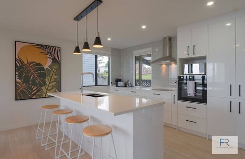 Orakei House | Gorgeous Orakei Home by Furnished Rentals