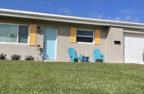 River Breeze Estates Cottage | GORGEOUS PET FRIENDLY VACATION HOME!