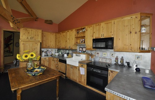 Snowmass Other | Gorgeous Pet-friendly Boutique Ranch ! Next to skiing, fishing, rafting