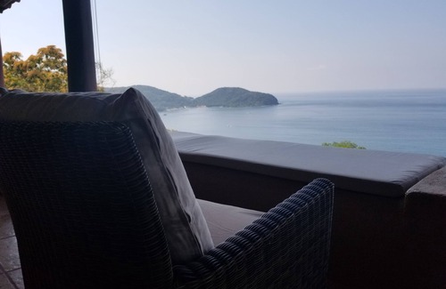 Ixtapa - Zihuatanejo Condo | Gorgeous Playa La Ropa Condo with Stunning Views just Steps from the Sand