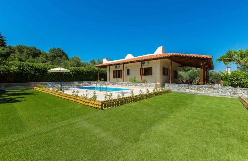 Kanevos Villa | Gorgeous Pool Garden Villa