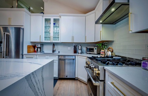 Union Pier House | Gorgeous Pool & Hot Tub on Quiet Wooded Lot