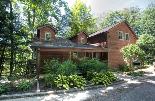 Confluence House | Gorgeous, Private Home on the Yough River with Hot Tub