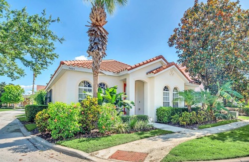 Reunion House | Gorgeous Private Pool Home With Hot Tub Close To Disney