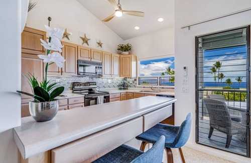 Wailea Condo | Gorgeous Remodel! Two King Suites & Huge Ocean Views! Close To Wailea Beaches