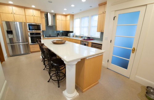Corvallis House | Gorgeous remodeled historic home in downtown Corvallis. 7 min walk to OSU!