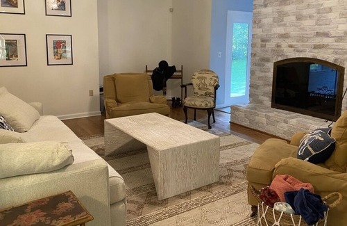 Martinsburg House | Gorgeous Riverfront Retreat: swimming, canoeing, riding, biking