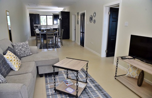 West End Condo | Gorgeous Seaview Loft
