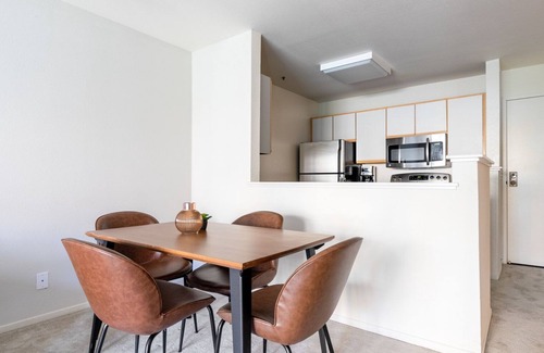 South Beach Apartment | Gorgeous South Beach 2BR w/Pool, Spa, nr. AT&T Park, by Blueground