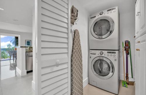 Coconut Grove House | Gorgeous Spacious 2bed 2bath Bayview In Grove