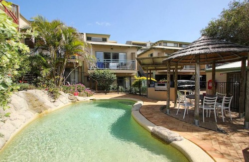 Point Lookout Apartment | GORGEOUS STUDIO + 100M TO BEACH + POOL
