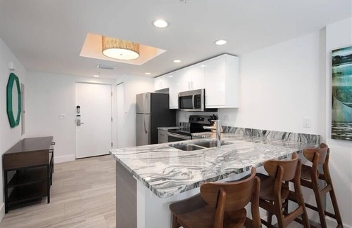 Treasure Island House | Gorgeous Sunsets! Oceanfornt 3 Bedroom Penthouse, Direct Beach And Gulf Views