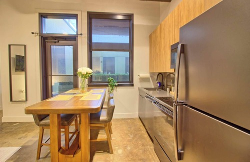 Midtown House | Gorgeous Ultramodern 2BR Loft + Patio
