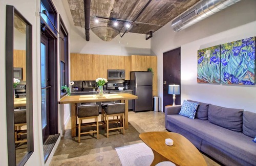 Midtown House | Gorgeous Ultramodern 2BR Loft + Patio