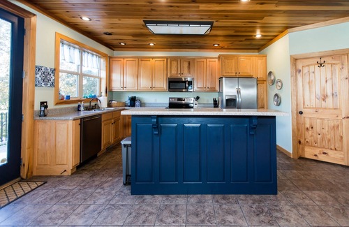 Mentone Cabin | Gorgeous Views of Lake and River one of a kind property sitting on the dam