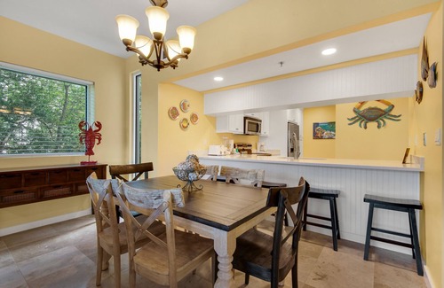 Rosemary Beach Condo | GORGEOUS VIEWS! ~ REMODELED UNIT! ~ FREE BEACH SETUP! ~ HIGH POINTE RESORT!