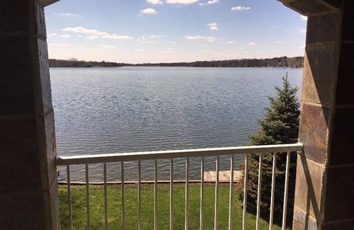 Grass Lake Cottage | Gorgeous Water Front Retreat On Chain Of Lakes With Private Boat Launch!