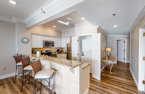 Sandestin Condo | Gorgeous waterfront escape with amazing views, pools, mini-golf, & a gym