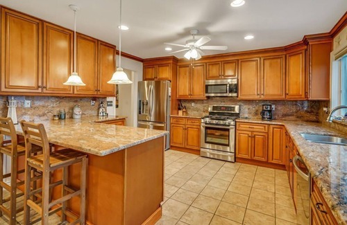 Mantoloking House | Gorgeous Waterfront House with Pool and Spa