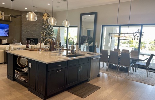 Paradise Valley Village House | Gorgeous, Well Appointed Modern Home in Prime Location