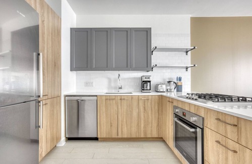 West Loop Apartment | Gorgeous West Loop 1BR w/Gym & Coworking, nr UIC, by Blueground