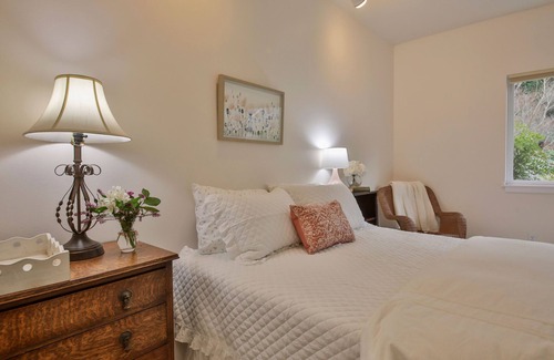 Freeland House | Gorgeous Whidbey Island Home