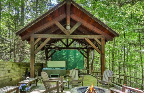 Ellijay Cabin | Gorgeous, with covered hot tub, pet friendly, fenced area, WIFI