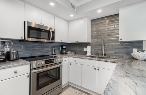Arcadian Shores Condo | Gorgeously renovated with full access to all resort amenities - 1203 Brighton