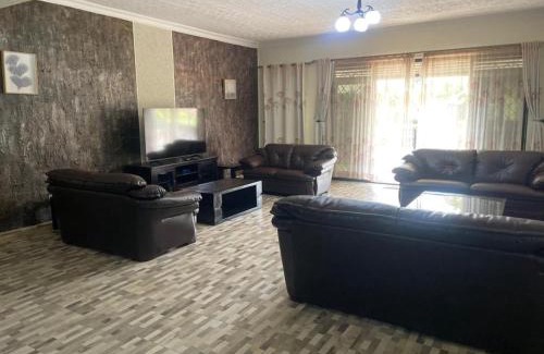 Northern Region Bed & Breakfast | Gorilla African Guest House