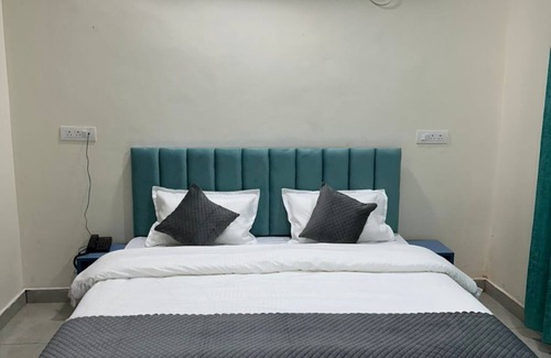 Shivanandi Hotel | Goroomgo Bhanu Palace Rudraprayag