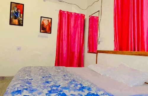 Uchiyarda Hotel | Goroomgo Black Hawk Jodhpur