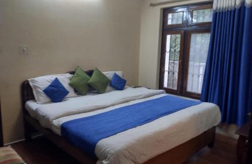 Nainital Hotel | Goroomgo Chinar Lake View Mall Road Nainital - Near Bus Stand - Prime Location with Spacious Room Quality - Best Seller
