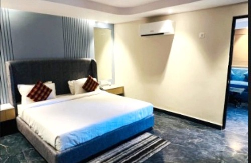 Lataguri Hotel | Goroomgo Hotel Dreamland Lataguri