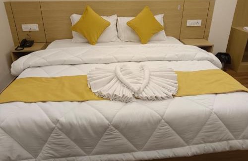 Gangtok Hotel | Goroomgo Hotel Kings Palace Near Mt Park - Restaurant & Parking - Prime Location - Luxury and Spacious Room with Newly Renovated - Best Hotel in Gangtok