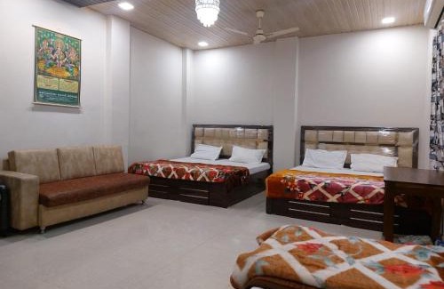 Varanasi House | Goroomgo Kashi Paradise Varanasi - "Hotel-at-prime-location Spacious-Room with-wi-fi-availability, "