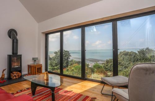 Beaumaris House | Gorphwysfa